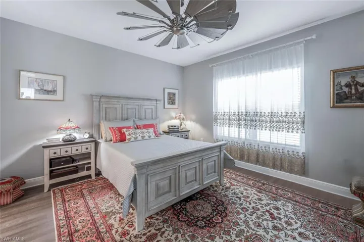 2167  Marquesa  CIR, Naples, FL 34112