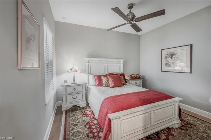 2167  Marquesa  CIR, Naples, FL 34112