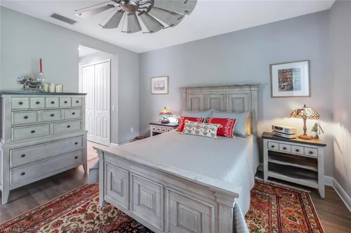 2167  Marquesa  CIR, Naples, FL 34112