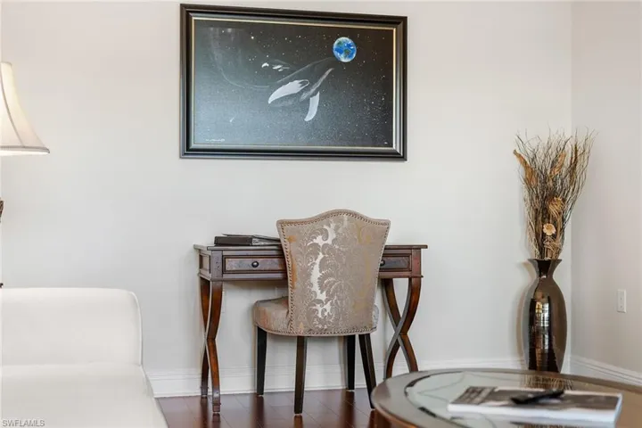 Detailed view of baseboards
