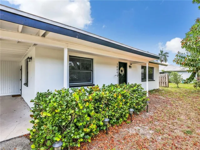 1404 Santa Barbara Ave, Fort Myers, Florida 33901