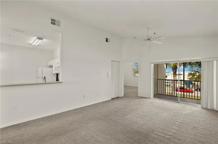 Dining/ Living
