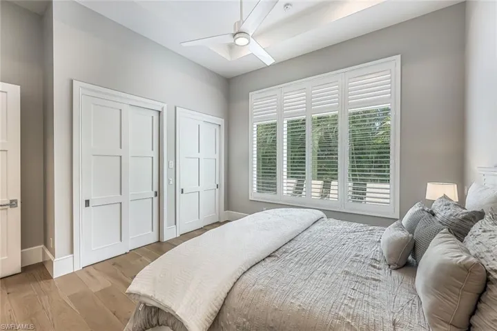 4651  Crayton  RD, Naples, FL 34103