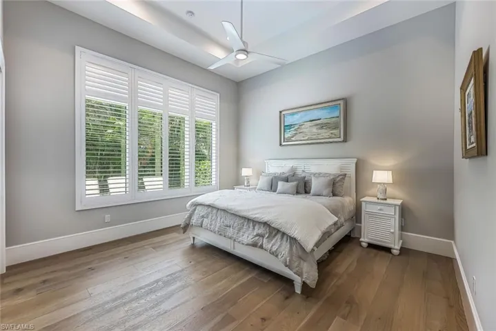 4651  Crayton  RD, Naples, FL 34103