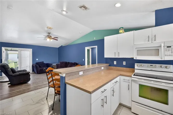 4700/4702 Leonard Blvd S, Lehigh Acres, Florida 33973