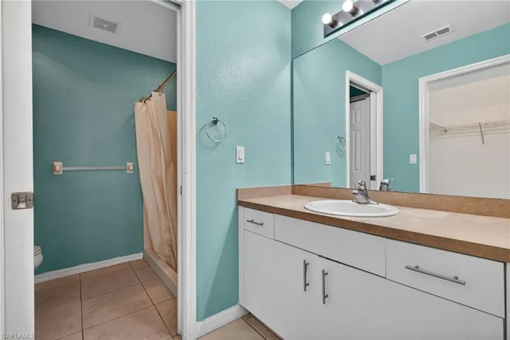 4700/4702 Leonard Blvd S, Lehigh Acres, Florida 33973