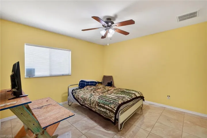 4700/4702 Leonard Blvd S, Lehigh Acres, Florida 33973