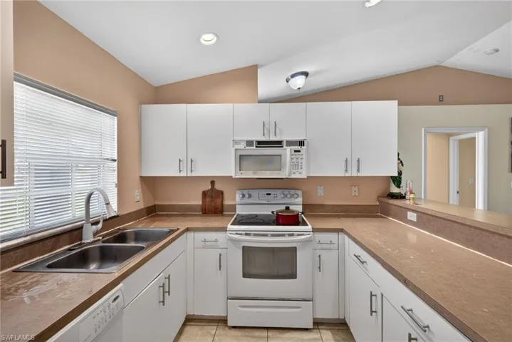 4700/4702 Leonard Blvd S, Lehigh Acres, Florida 33973