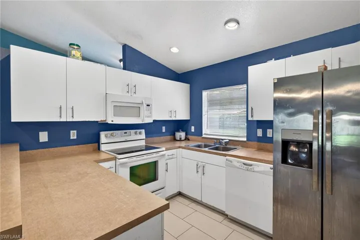 4700/4702 Leonard Blvd S, Lehigh Acres, Florida 33973