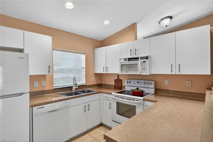 4700/4702 Leonard Blvd S, Lehigh Acres, Florida 33973