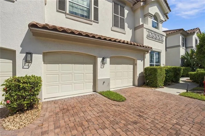 269 Colonade Cir 2802, Naples, Florida 34103