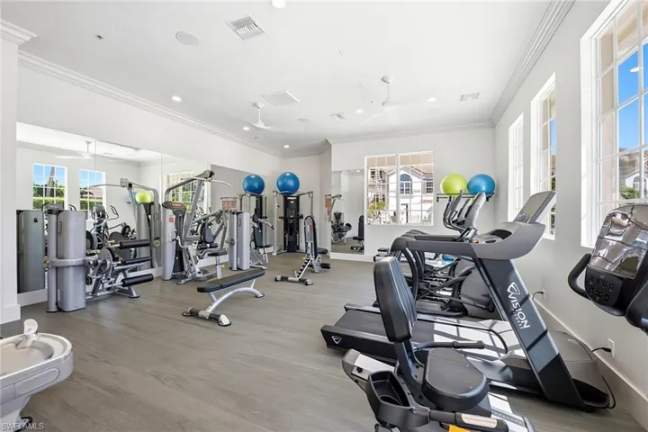 269 Colonade Cir 2802, Naples, Florida 34103