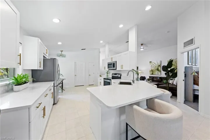 17450 Stepping Stone Dr, Fort Myers, Florida 33967