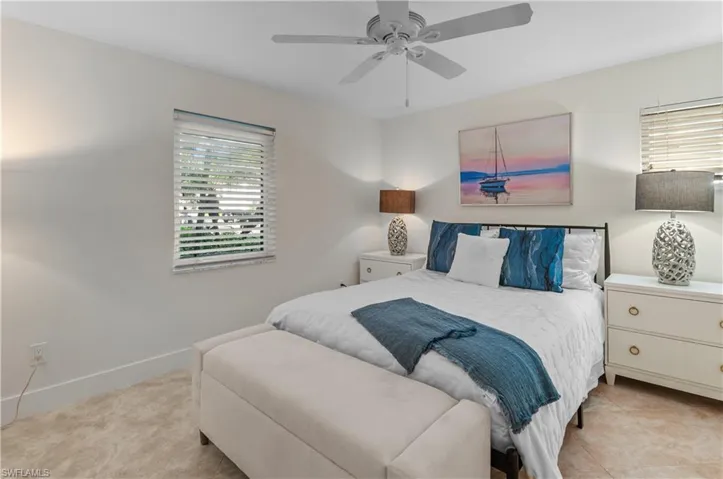 601  12th S AVE, Naples, FL 34102