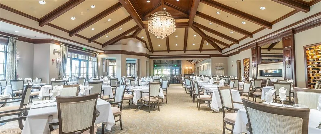 Players Club and Spa formal dining