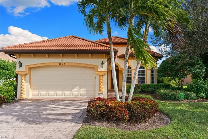 6534  Caldecott  DR, Naples, FL 34113