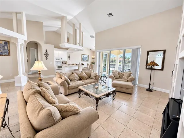 4000 Sw 27th Ave, Cape Coral, Florida 33914