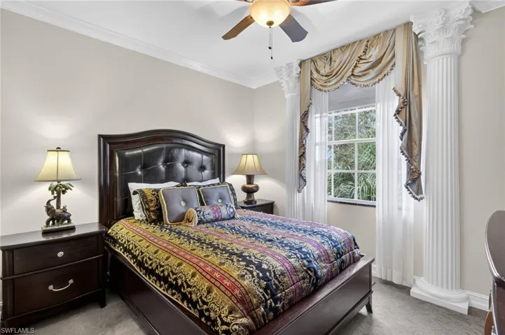 Guest bedroom.