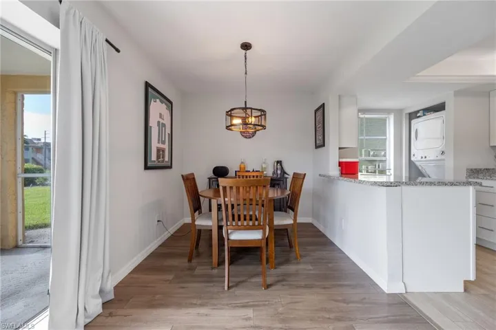 1400 Pompei Ln 23, Naples, Florida 34103