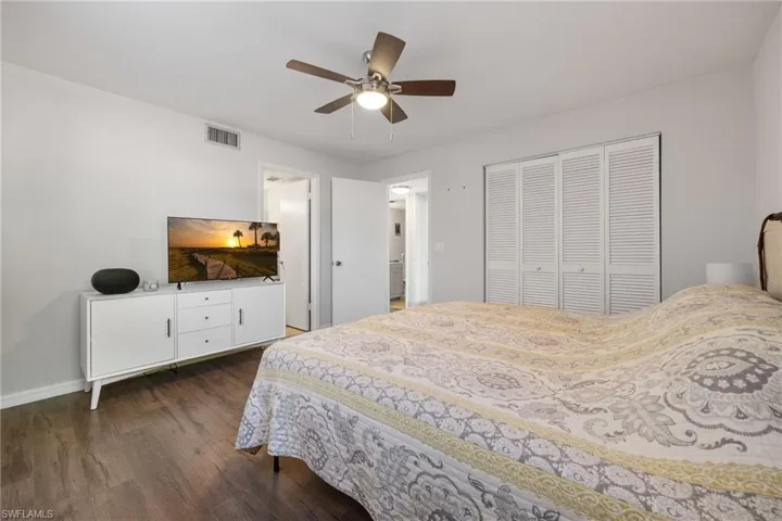 1400 Pompei Ln 23, Naples, Florida 34103