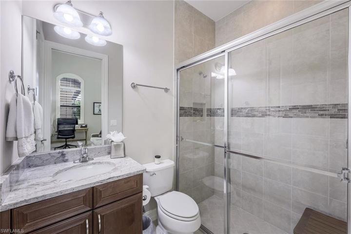 En-suite bath for guest bedroom #3