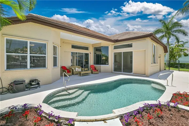 5514 Merlyn Ln, Cape Coral, Florida 33914