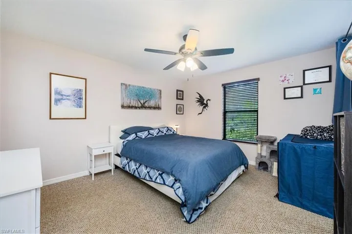 1040  Oak Forest  DR, Naples, FL 34104