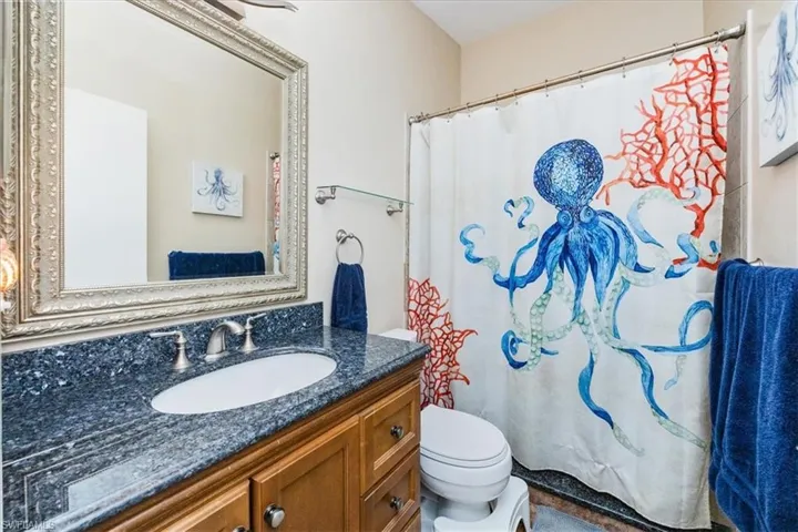 1040  Oak Forest  DR, Naples, FL 34104