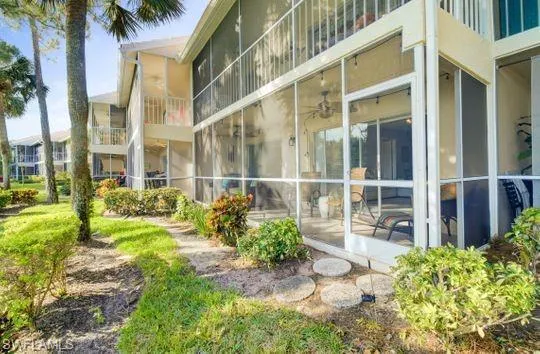 2420 Hidden Lake Dr 5, Naples, Florida 34112