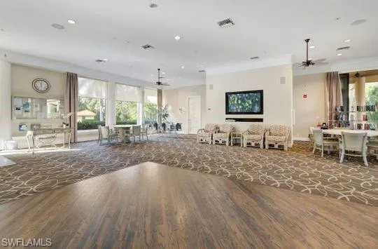2420 Hidden Lake Dr 5, Naples, Florida 34112