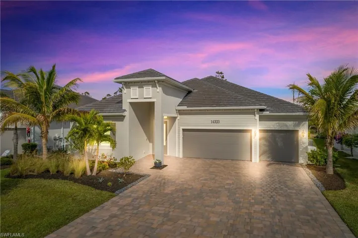 This stately Richmond floor plan includes 4 bedrooms plus a den, 3 full baths, a pool/spa, 3 car garage and an oversized driveway.