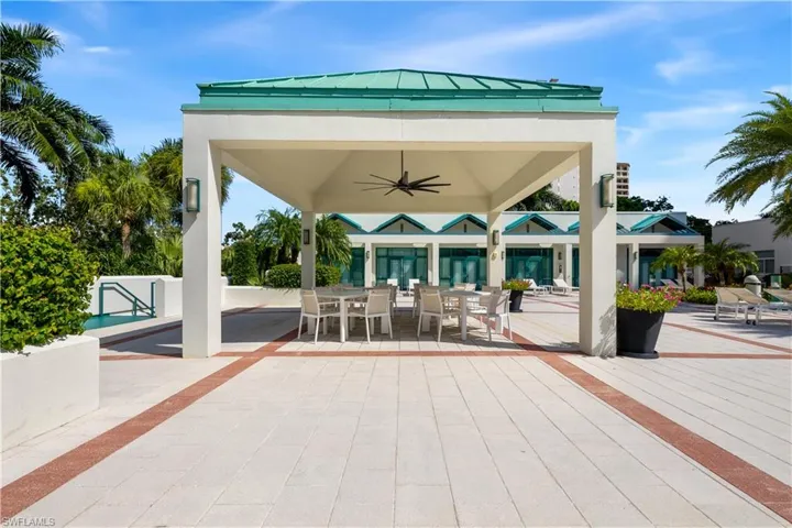7515 Pelican Bay Blvd Ph D, Naples, Florida 34108
