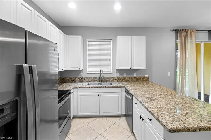 10191 Tin Maple Dr 88, Estero, Florida 33928