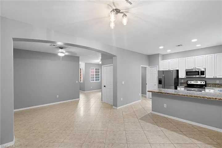 10191 Tin Maple Dr 88, Estero, Florida 33928