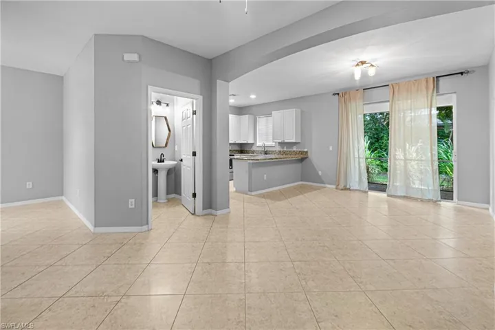 10191 Tin Maple Dr 88, Estero, Florida 33928
