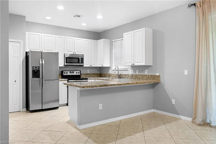 10191 Tin Maple Dr 88, Estero, Florida 33928