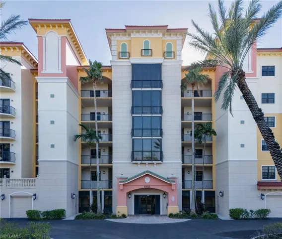 5702 Cape Harbour Dr 204, Cape Coral, Florida 33914
