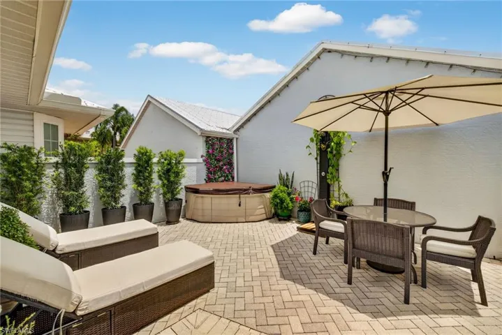 15411 River Vista Dr S 202, North Fort Myers, Florida 33917