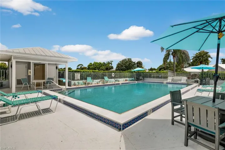 15411 River Vista Dr S 202, North Fort Myers, Florida 33917