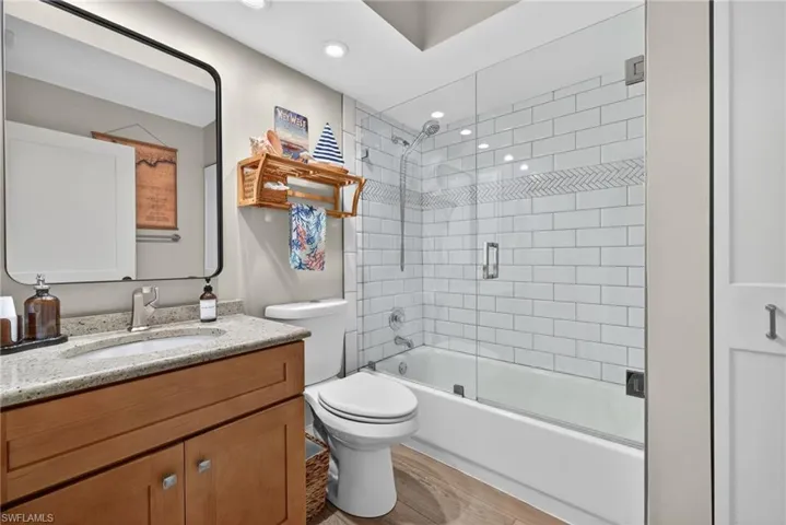 15411 River Vista Dr S 202, North Fort Myers, Florida 33917