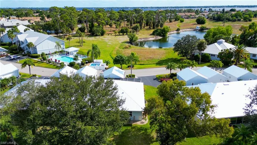 15411 River Vista Dr S 202, North Fort Myers, Florida 33917