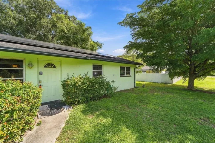 12374 Fourth St, Fort Myers, Florida 33905