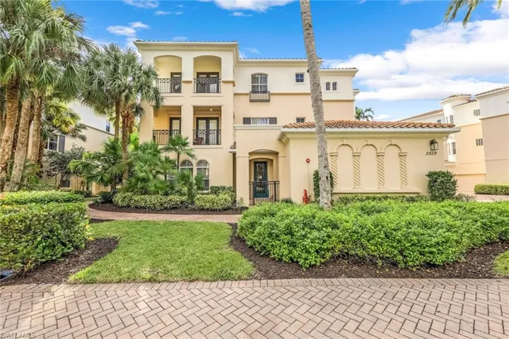 2859  Tiburon E BLVD, Naples, FL 34109