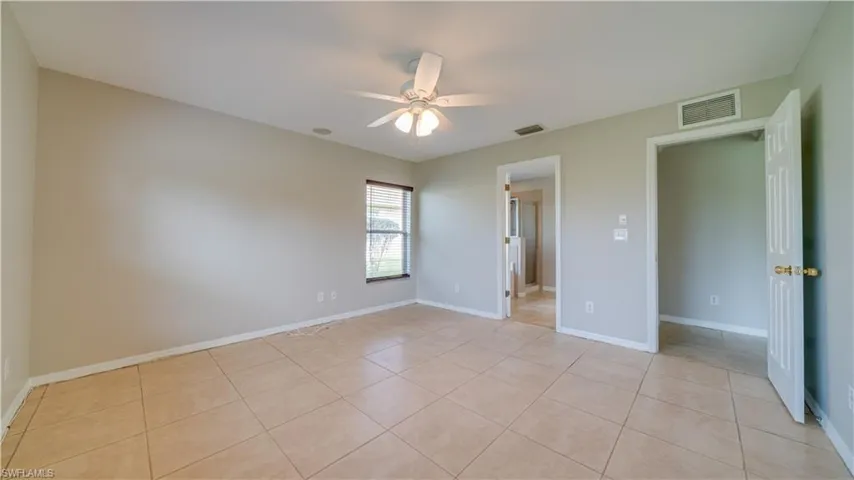 8130 Fountain Mist Blvd, Lehigh Acres, Florida 33972