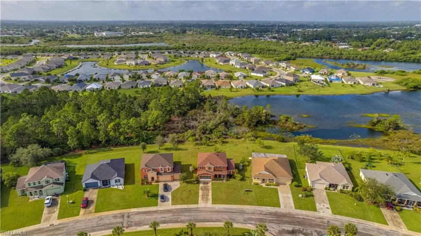8130 Fountain Mist Blvd, Lehigh Acres, Florida 33972