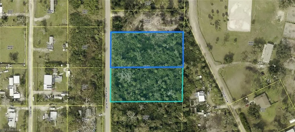 8351  Bartholomew  DR, North Fort Myers, FL 33917