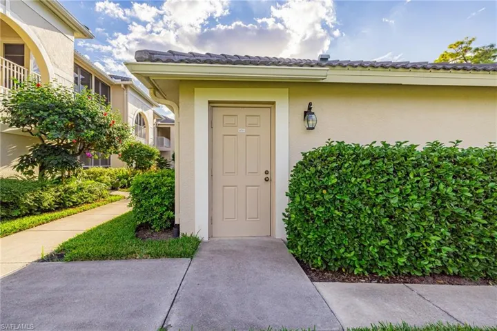 10381 Mcarthur Palm Ln 2711, Fort Myers, Florida 33966