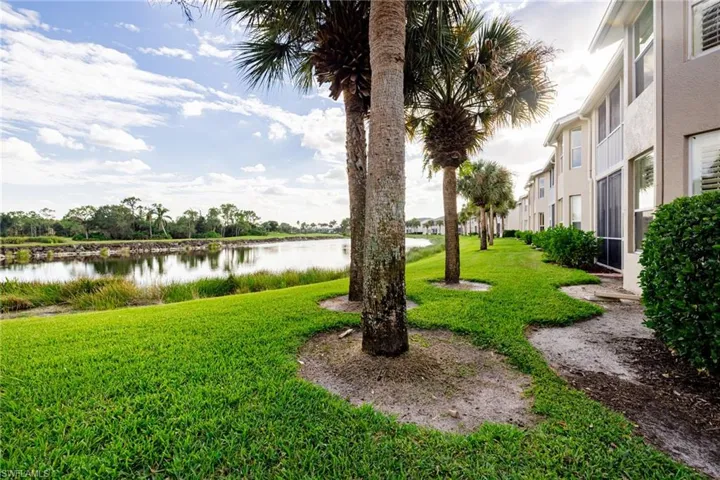 10381 Mcarthur Palm Ln 2711, Fort Myers, Florida 33966