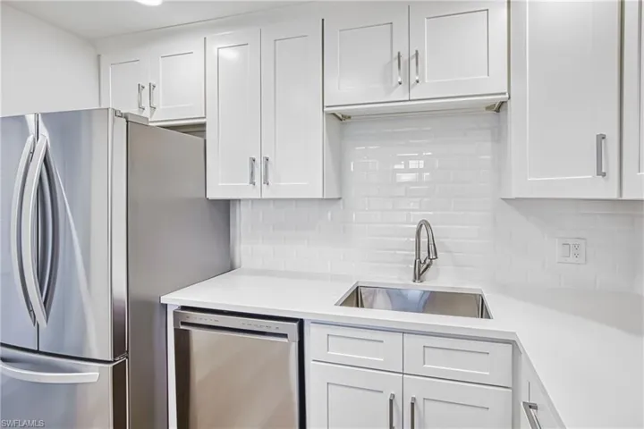 1740 Pine Valley Dr 213, Fort Myers, Florida 33907