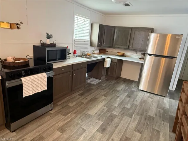 8165 Heck Dr, North Fort Myers, Florida 33917